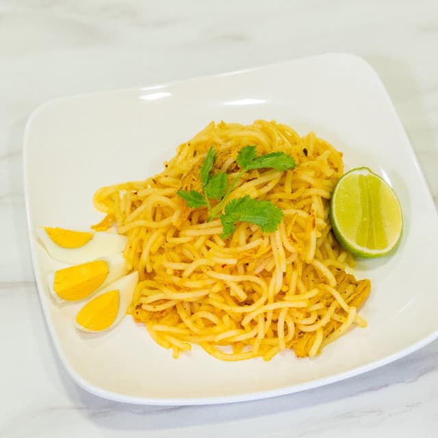Nan Gyi Salad